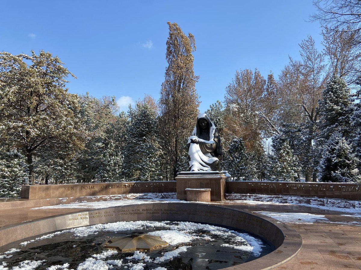 steveswerdlow's tweet photo. #Uzbekistan A rare treat to see #Tashkent covered in white, glistening snow. Here are the #Turkiston theatre and the nearby eternal flame to fallen soldiers. https://t.co/y7NANvi8lm