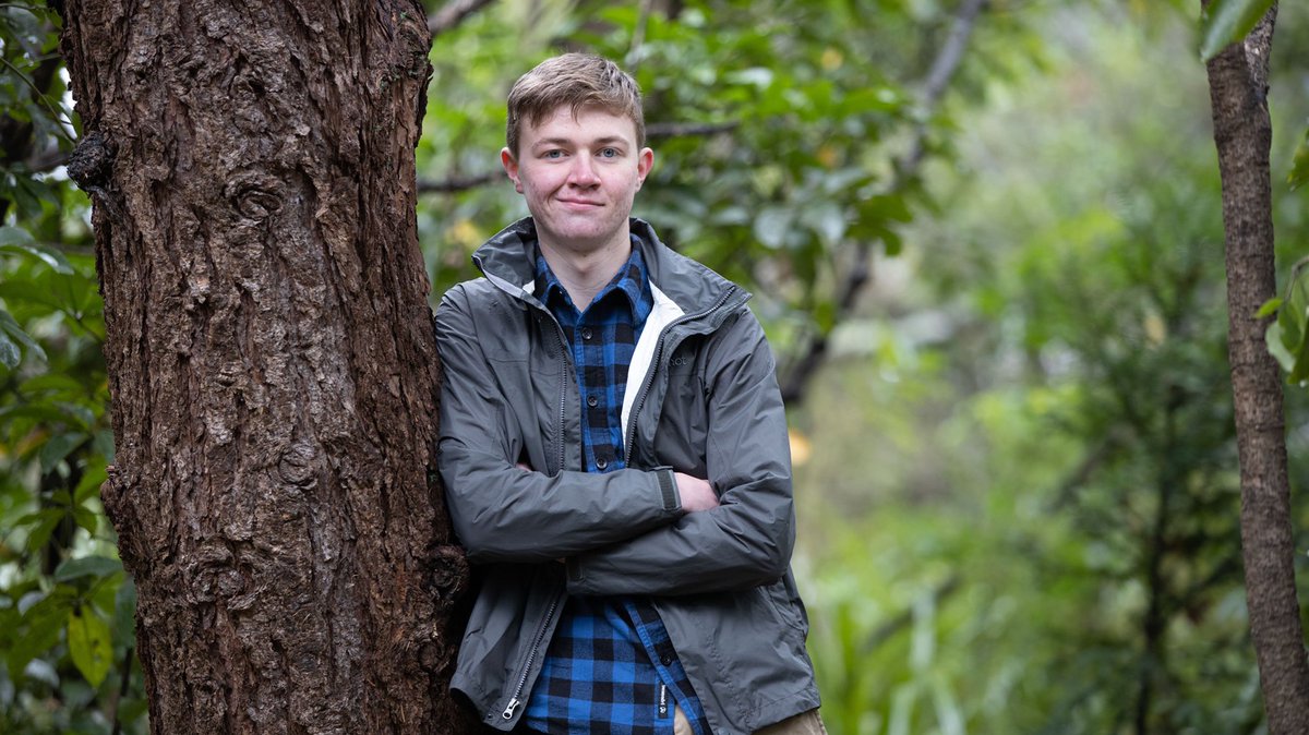 blakenewzealand's tweet photo. Ben Burrow (Y12) from Otago Boys High has been awarded the 2020 #BLAKELeader Award for his inspirational leadership qualities, commitment to conservation and tireless work motivating others to transform Dunedin’s Town Belt. https://t.co/ADgdQGv4OM #BLAKEAwards @WestpacNZ https://t.co/YwK0eLAPs4
