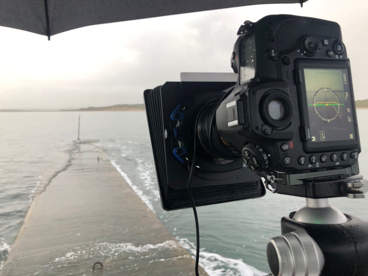 LEEFilters's tweet photo. This is the final section of concrete harbour wall, photographed on a still, dreary day ☁️ 
@CattellMT
📍 #BeadnellHarbour
📷@UKNikon #D850
⭕ #Nikon 24-70mm
⚙️ f11, ISO 64, 90s
⬛@LEEFilters 0.6 #2stop #ND #MediumGrad &amp; BigStopper #10Stop
⚫ #Polariser
🔗 https://t.co/8ORbPwa5bG https://t.co/1RE3aJxaT6