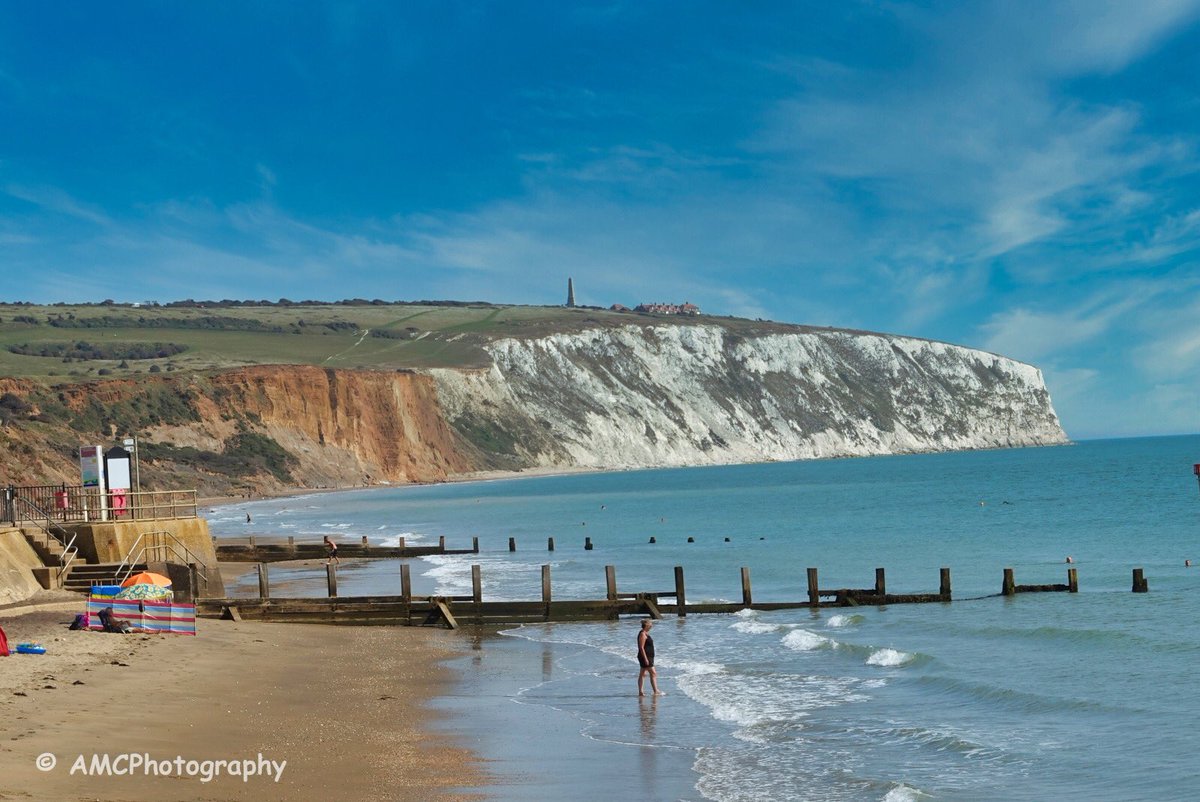 ACobbold_Photos's tweet photo. Sandown, Isle of Wight #holidays #travelphotography #Sandwon #travel #photography @VisitIOW https://t.co/NrrRhmdGeq