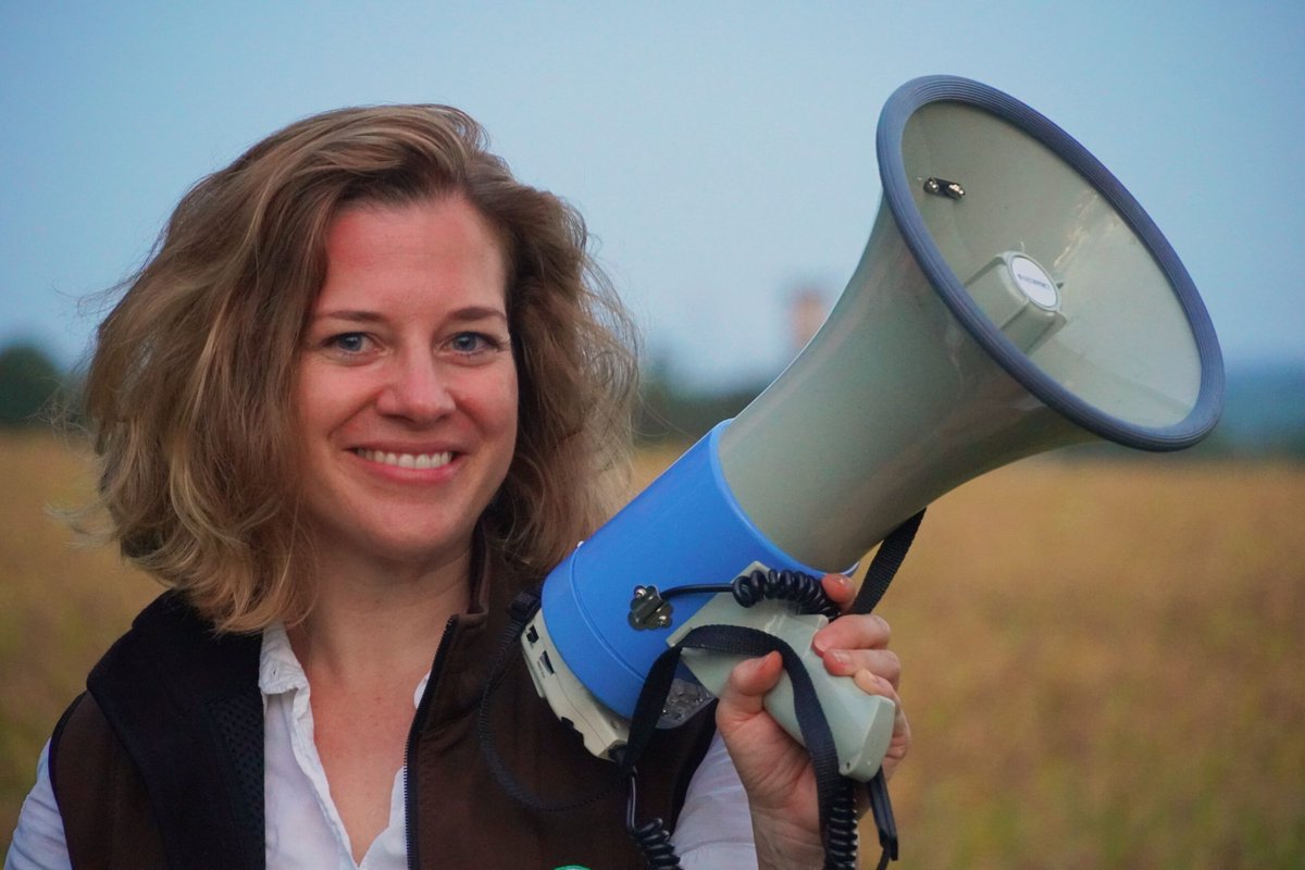 Der Goldschakal breitet sich in Europa aus🦊-wie kann man ihn "erhören" und erkennen?
<a href="/jenniferhatlauf/">Jennifer Hatlauf, Golden jackal project</a> stellt im #CitizenScience Cafe☕️der #EuropeanReseachersNight @Sci4allVienna das Projekt Goldschakal <a href="/BOKUvienna/">BOKU University</a> und die Lebensweise der noch eher unbekannten Art vor-seid dabei!