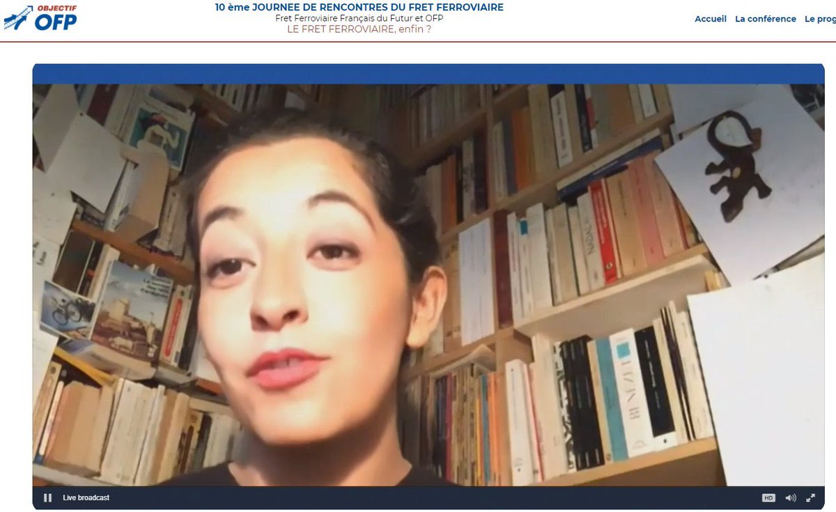 KarimaDelli's tweet photo. Ce matin au dix ans de #Objectifofp j’ai rappelé notre objectif d’inscrire le fret dans le #greendeal pour atteindre 30% du transport de marchandises d'ici 2030. Le fret est la solution pour sauver le climat et relancer l’emploi ! https://t.co/jclKUvc4mT