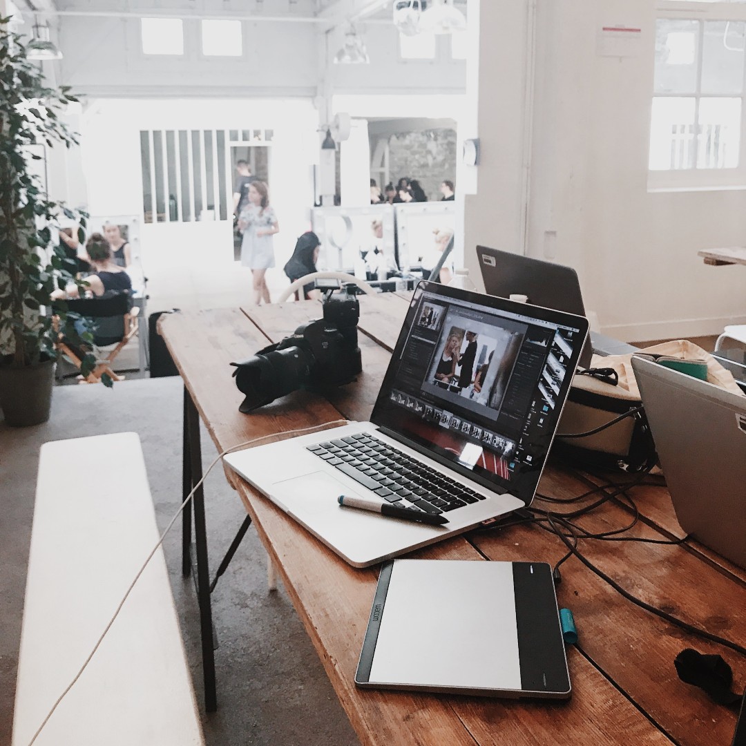 eigerbespoke's tweet photo. Do you have a #smallbusiness?

Now's a great time to turn your business into a #smartbusiness &amp; make it more efficient by creating solutions that set it apart.

Get in touch for info on how we can create more efficiency &amp; #savemoney on your running costs.

https://t.co/CyUtMbaQwx https://t.co/MsFKbL1bed