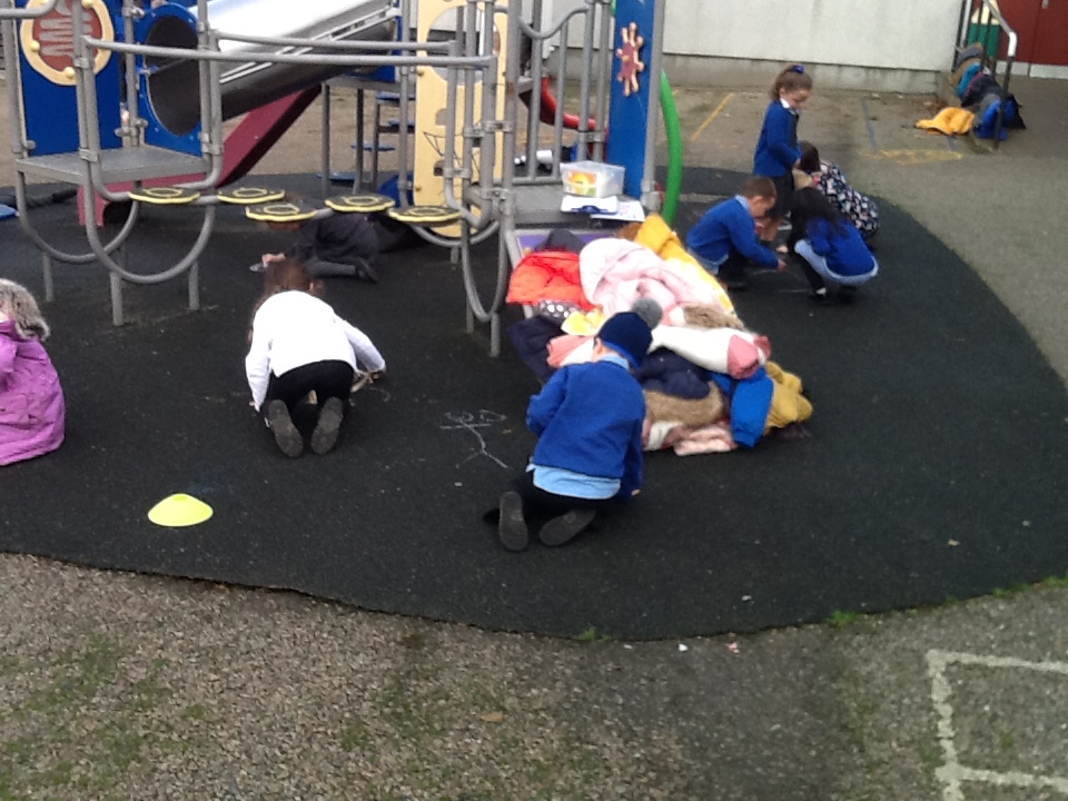 DanestoneW's tweet photo. This week, P1 played a game to remember the names of the different cogs by running to coloured cones. Then they chose one cog and drew chalk pictures to match it @EmotionWorksCIC https://t.co/HJaBa1jMFg