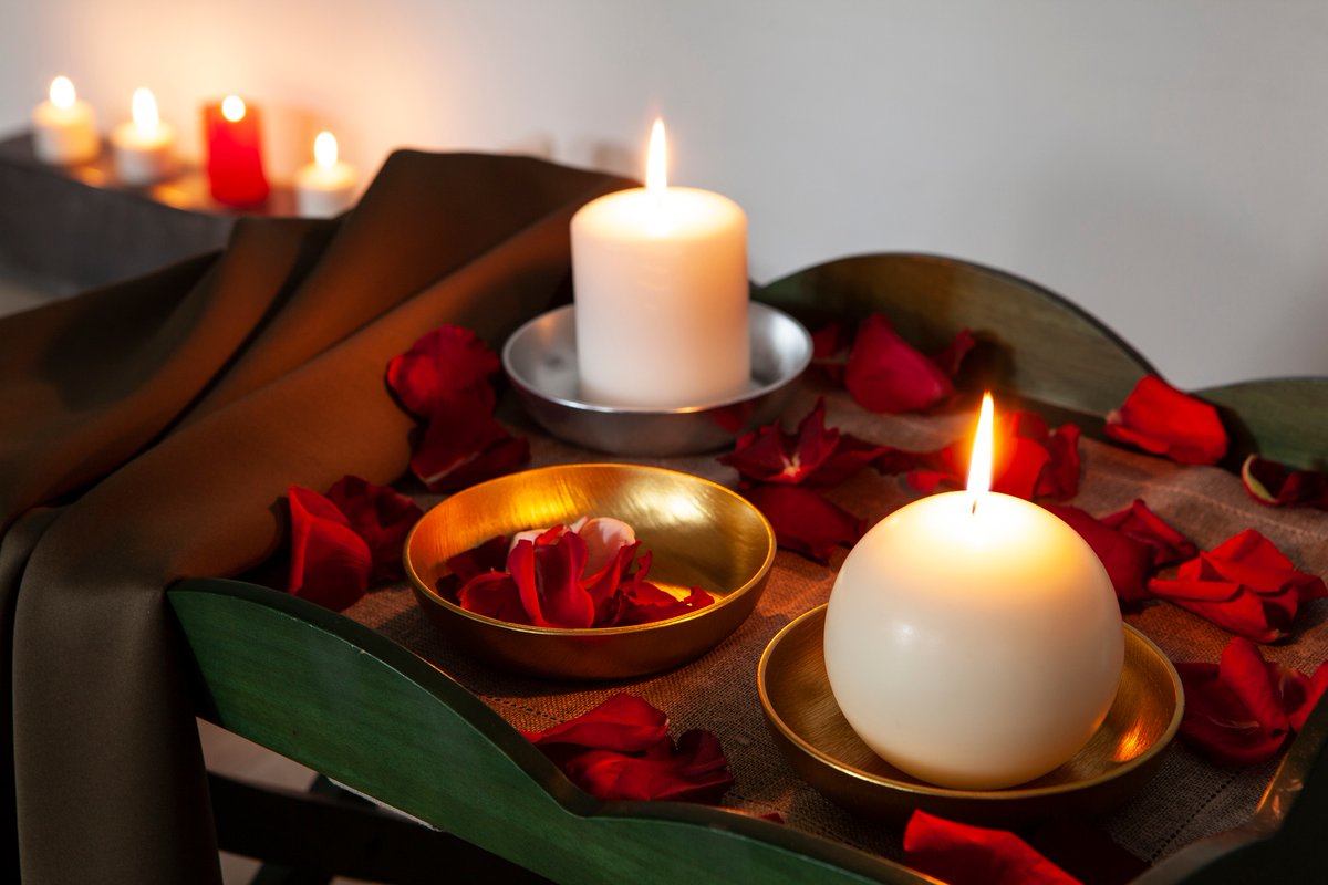 arredatutto's tweet photo. Already thinking about Christmas gifts?
An original one could be a product by Alumina Milano.
Hand made aluminum candle holders, bowls and decorative plates.

Alumina Milano: https://t.co/vJ96WU8OAk

#alumina #christmasgitfs #cadeauxdenoel #madeinitaly #arredatutto #aluminum https://t.co/8rNizkSDhg