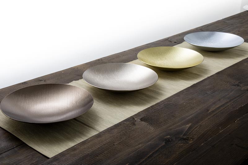 arredatutto's tweet photo. Already thinking about Christmas gifts?
An original one could be a product by Alumina Milano.
Hand made aluminum candle holders, bowls and decorative plates.

Alumina Milano: https://t.co/vJ96WU8OAk

#alumina #christmasgitfs #cadeauxdenoel #madeinitaly #arredatutto #aluminum https://t.co/8rNizkSDhg