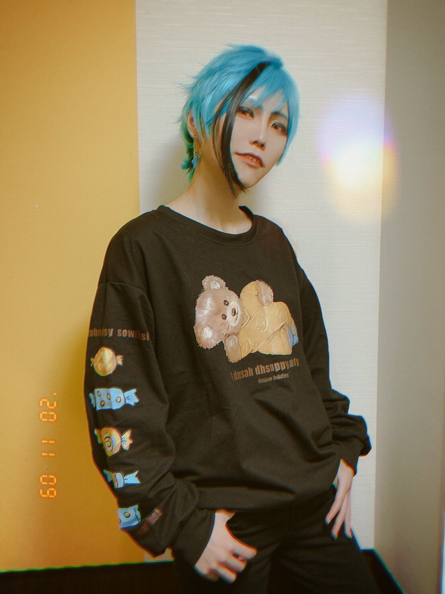 yuking_cos's tweet photo. ⚠️模造服・コス注意⚠️
ふろ＊いど🌓
なんかアプリによって全然顔違う( ´･ω･`) https://t.co/l70VgLKFso
