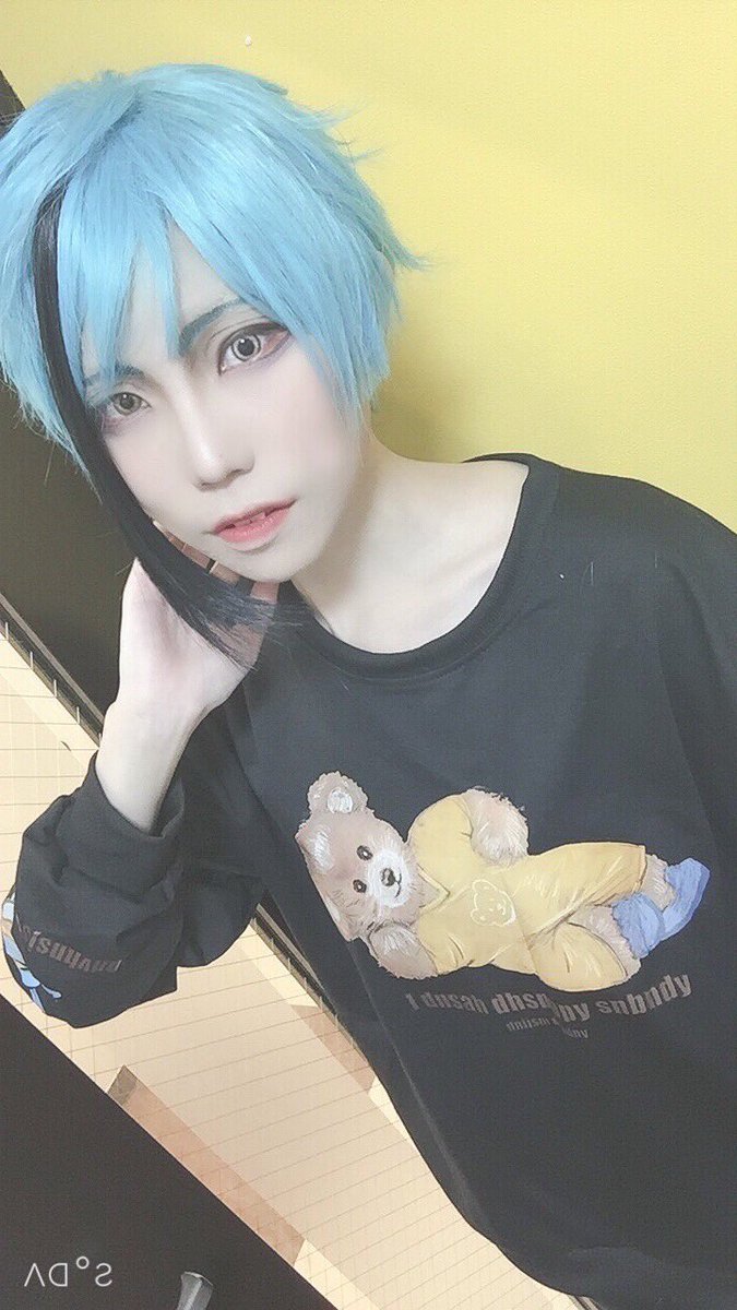 yuking_cos's tweet photo. ⚠️模造服・コス注意⚠️
ふろ＊いど🌓
なんかアプリによって全然顔違う( ´･ω･`) https://t.co/l70VgLKFso