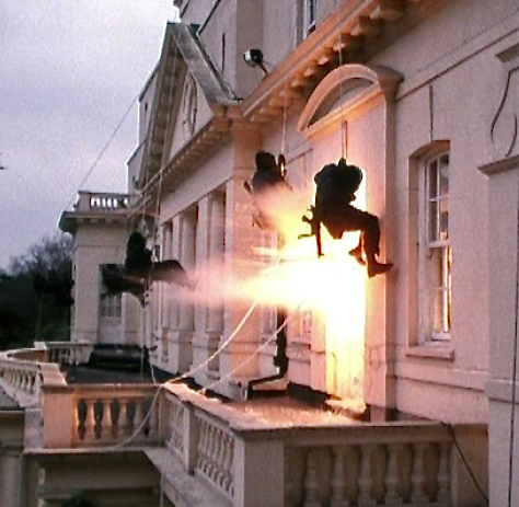 oxley264's tweet photo. WHO DARES WINS 1982
Lewis Collins Richard Widmark
Judy Davis Edward Woodward
Robert Webber John Duttine
Kenneth Griffith Ingrid Pitt
Rosalind Lloyd Tony Doyle
#IanSharp #EuanLloyd https://t.co/d7F5G5QJic
