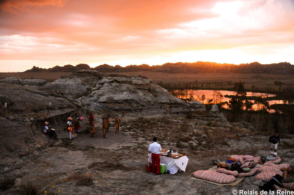 Nous avons pensé à vous pour rendre les fêtes inoubliables.
Découvrez notre bon plan #Noël spécial #famille
#OceaneAventures #christmasmood #christmasholiday #fun #vacancesenfamille #magiedenoel
mailchi.mp/e054bae215a2/n…