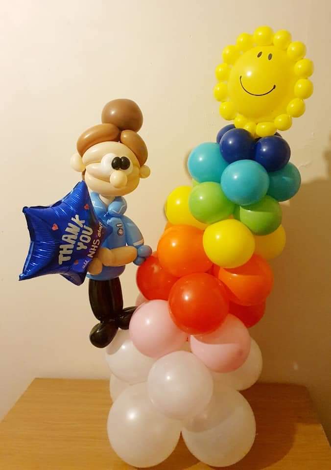 Thank you very much to our Sodexo worker, Elaine Hill &amp; her Daughter for this wonderful balloon art🎈 it is beautiful &amp; really brightens up the ward. 🌞