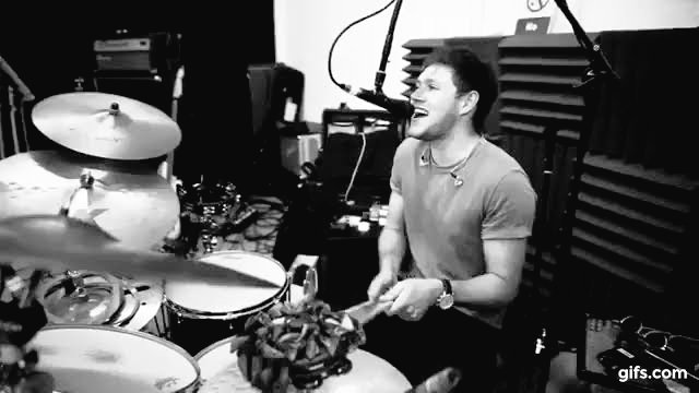 Niall Horan and Daniel Seavey as each other ; a thread.