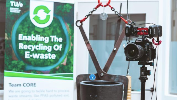 SNE_eindhoven's tweet photo. TOMORROW, @TeamCORE17 will have their online Oven Reveal Event after 2 years of hard work.

Support TU/e Student Teams! 
See in the first hand the future of e-waste recycling! 

Join on 20/11, at 13:30 via https://t.co/FzkJE7B4SU 🌍 https://t.co/Jk4AJj9hDJ