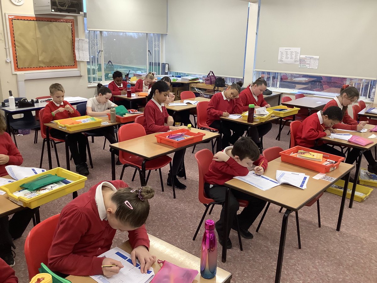 MrTooleRPS's tweet photo. Time to practise our arithmetic skills. Look at the #concentration! π #SATspractice #year6 #MathsatRolleston https://t.co/hFZpD808pu