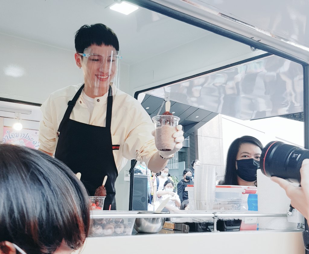 firumu06's tweet photo. รูปที่1 # ลัทธิพี่อรรถ
รูปที่2 # กันอรรถพันธ์
รูปที่3 # กันอรรถพันธ์น่ารักกว่าที่คิด 
รูปที่4 # กันกู😝 โอ๊ยยยใจเราจาหลุด🙈 https://t.co/QkW8h4j9nD