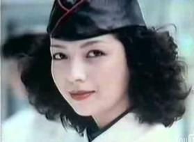 新作登場，最新作 ☆資生堂 広告 君のひとみは10000ボルト ルーシー