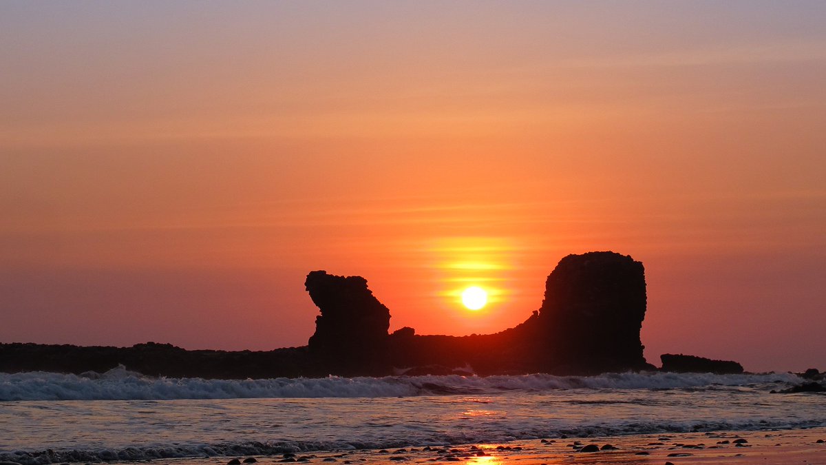 paindexter's tweet image. Miren tremenda foto que me coloco de fondo #Windows10Home con su función de #Spotlight de #ElSalvador 🇸🇻