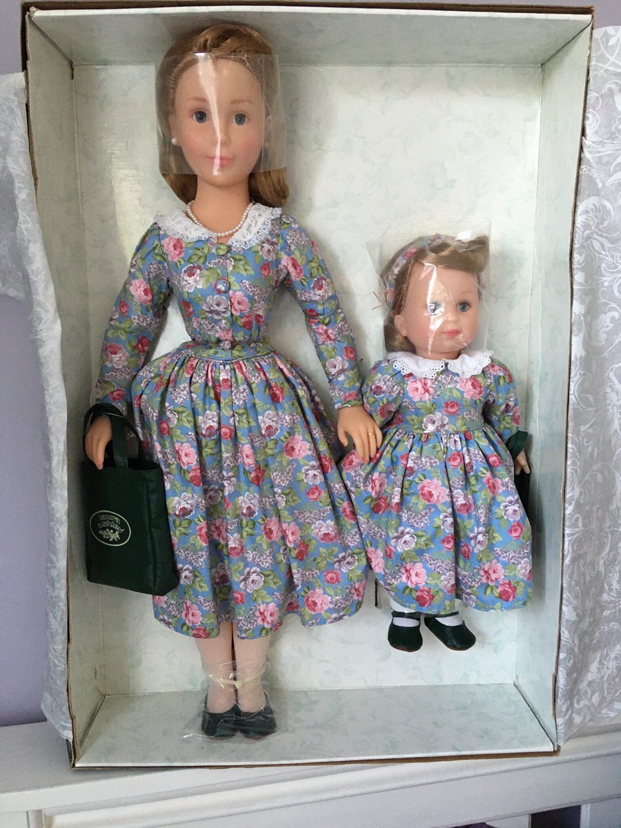 sewrainydays's tweet photo. Excited to share this item from my #etsy shop: Laura Ashley vintage dolls “Arabella and Elizabeth Ann” https://t.co/LgE9EGffhF
#raredolls #Collectibles #vintagedolls #lauraashleydolls #vintagelauraashley https://t.co/gvslaV4Znk
