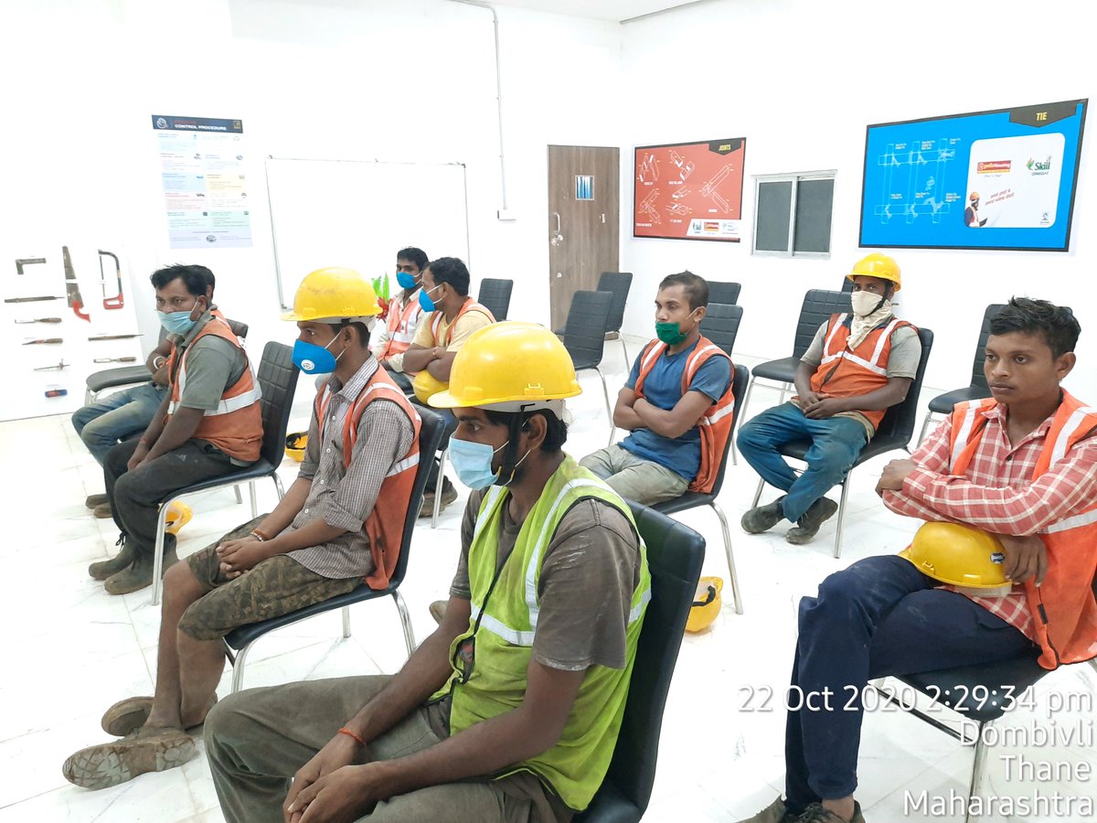 ragcmumbai's tweet photo. Photos from 18 days training session of Assistant Shuttering Carpenter batch at the Runwal Garden, Dombiwali.

#RAGC #SkillCluster #RunwalGarden #CREDAI #CREDAISkills #PMKVY #PMKK #SkillIndia https://t.co/VZIZLdMaBj
