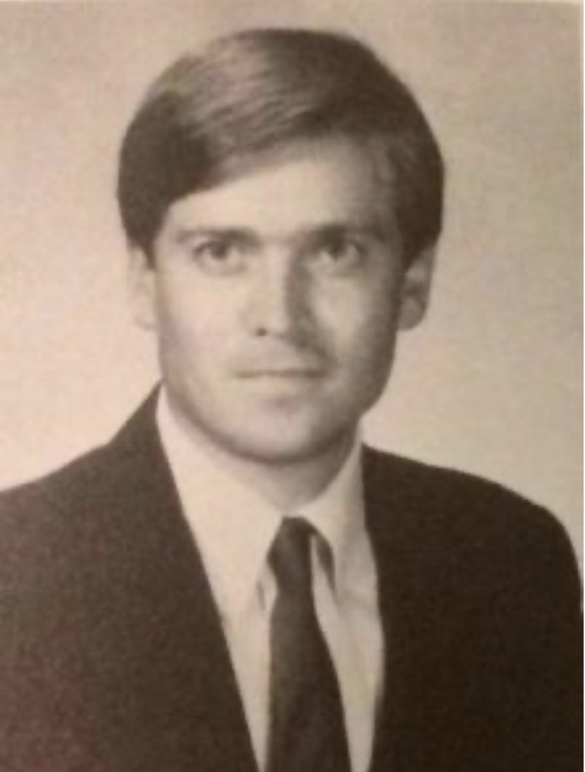 Steve Bannon’s Hair tweet media