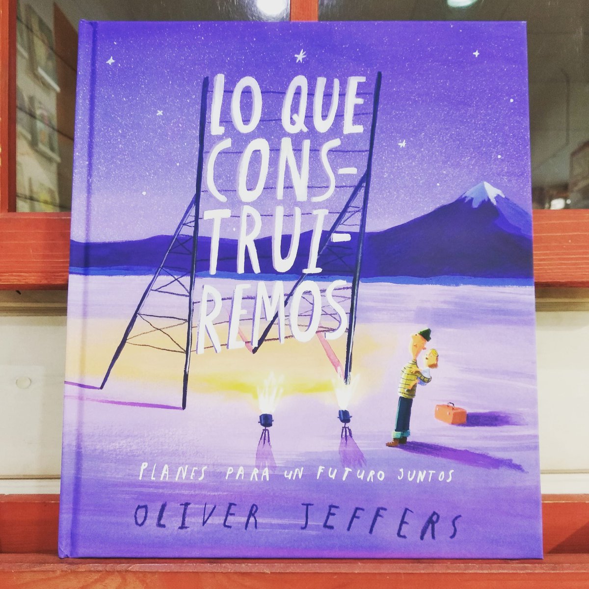 decuento's tweet photo. Lo nuevo de Oliver Jeffers, ya disponible https://t.co/WRA5Gc9qGQ
