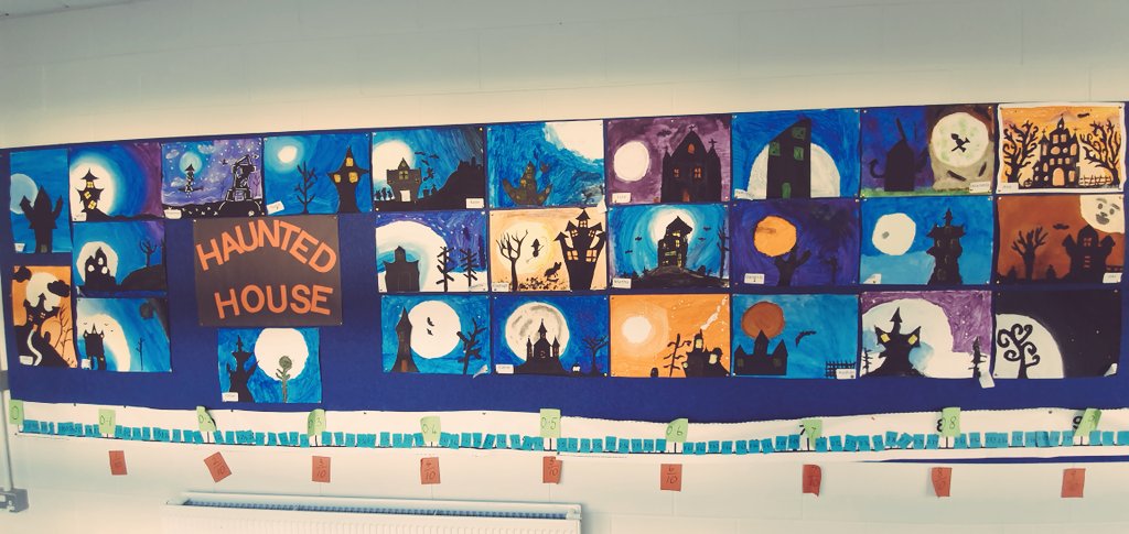 StKennyNS's tweet photo. 6th class created fantastic haunted houses before Halloween 👻🎃 https://t.co/8pDo3MWwZf