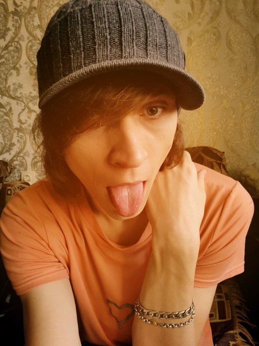 2 pic. pleasant day?
#femboy #gay #cuteboy #sissy #newhalf #trap #FlyMyRa https://t.co/WREXxmcENx