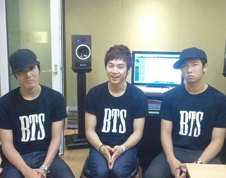 pengtingseokjin's tweet photo. And thats how BTS was formed https://t.co/kEXqQfoobL
