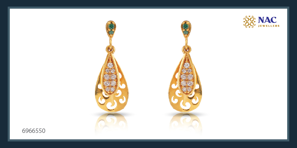 New Antique Earring at best price in Chennai by Nac Jewellers Private  Limited | ID: 6664524273