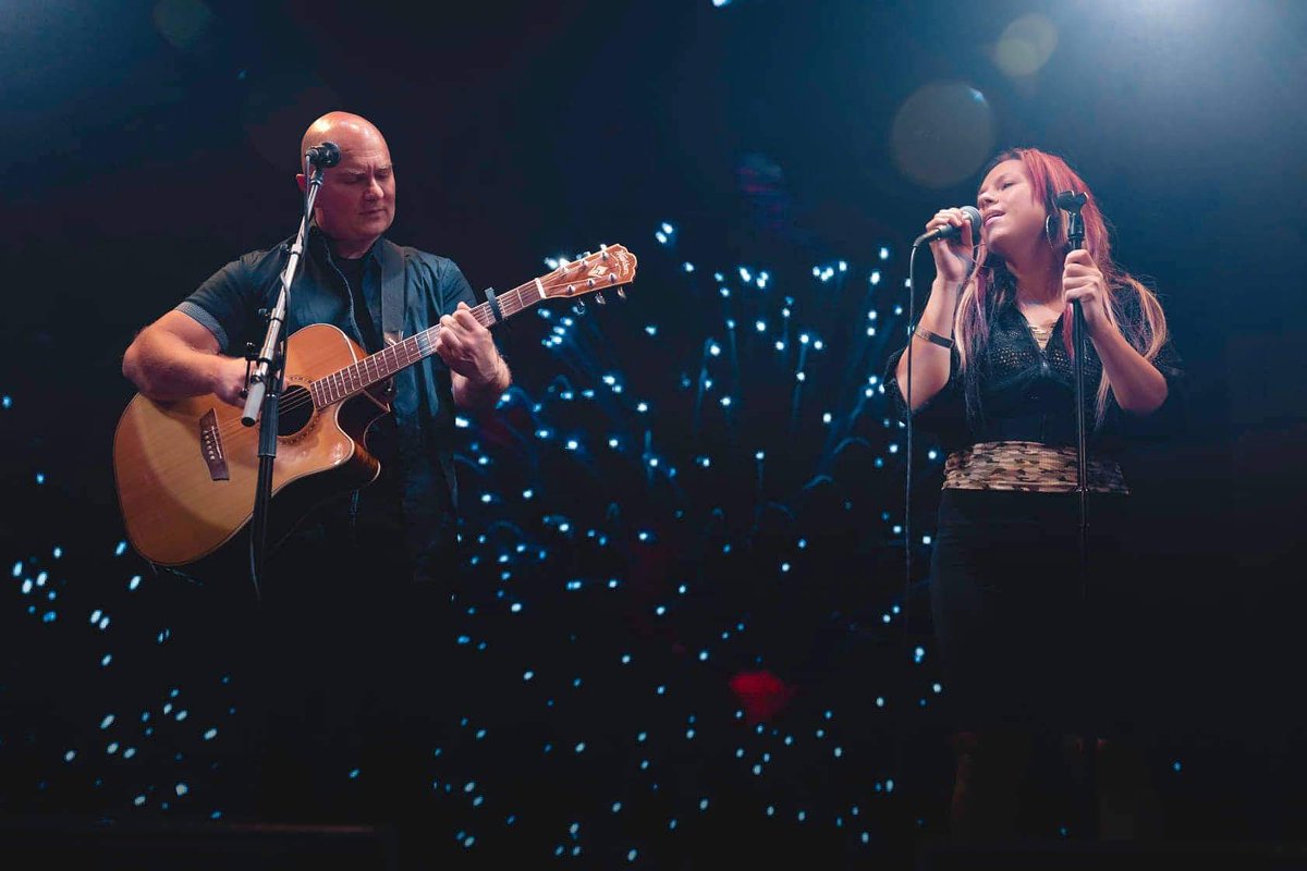 ZSUZIMUSIC's tweet photo. Fun times ahead🔥🔥🎉
#popduo #newhitsingle #hitsong #livemusic #musicians https://t.co/TCQAVCph9A
