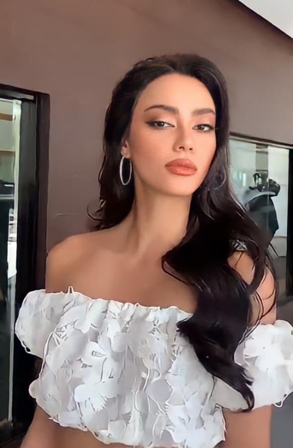 roadtomissth's tweet photo. ปรายตามอง ด้าเอง!!  #MissUniverse #MissUniverseThailand2020 https://t.co/omHPmpHVnT