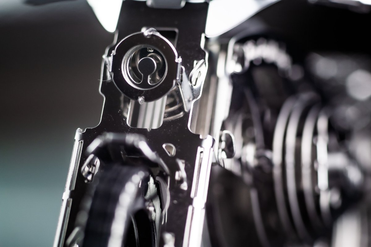 Ko1unb's tweet image. Mechanical construction set for real motolover.
#TimeForMachine