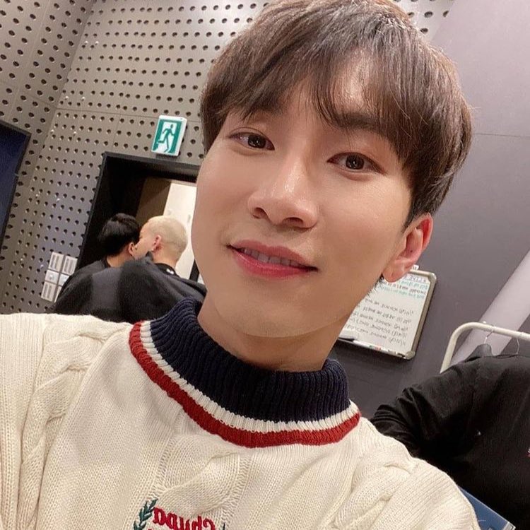 11ZZ6's tweet photo. 🧡 https://t.co/U3txQoyTPS