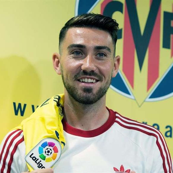 APVillarrealCF's tweet image. "Ni los más guapos" ¿Estás seguro, Marc? ¿Estás seguro de lo que estás diciendo? Yo creo que en eso sí que ganamos 😳😍💛