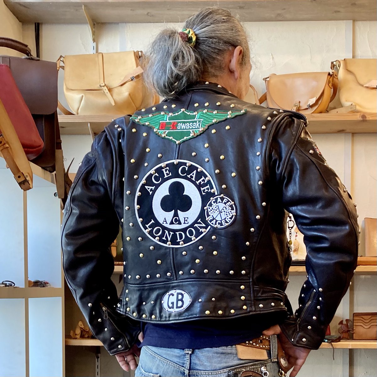 ジュエリー クラフト ヒロ ライダースジャケットが完成したぁ ヽ みてみてぇ 笑 ライダース カスタム メッチャかっこいい ありがとぉー