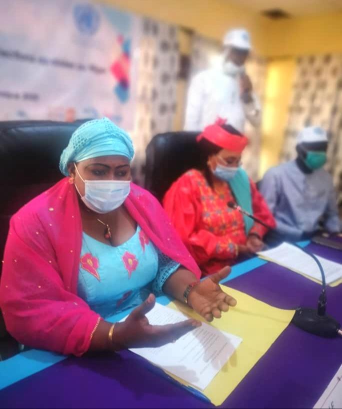 YacReki's tweet photo. #UNFPA
#MoNDeKourcia
#2MINVEST
Dans le cadre du projet appel à cohésion "#Koukan #Kourcia", financé par l'UNFPA, nous avons eu l'honneur de participé à l'atelier de sensibilisation, des acteurs des #médias de la région de Maradi pour des #élections #apaisées au Niger. https://t.co/2hf0kTHlVM