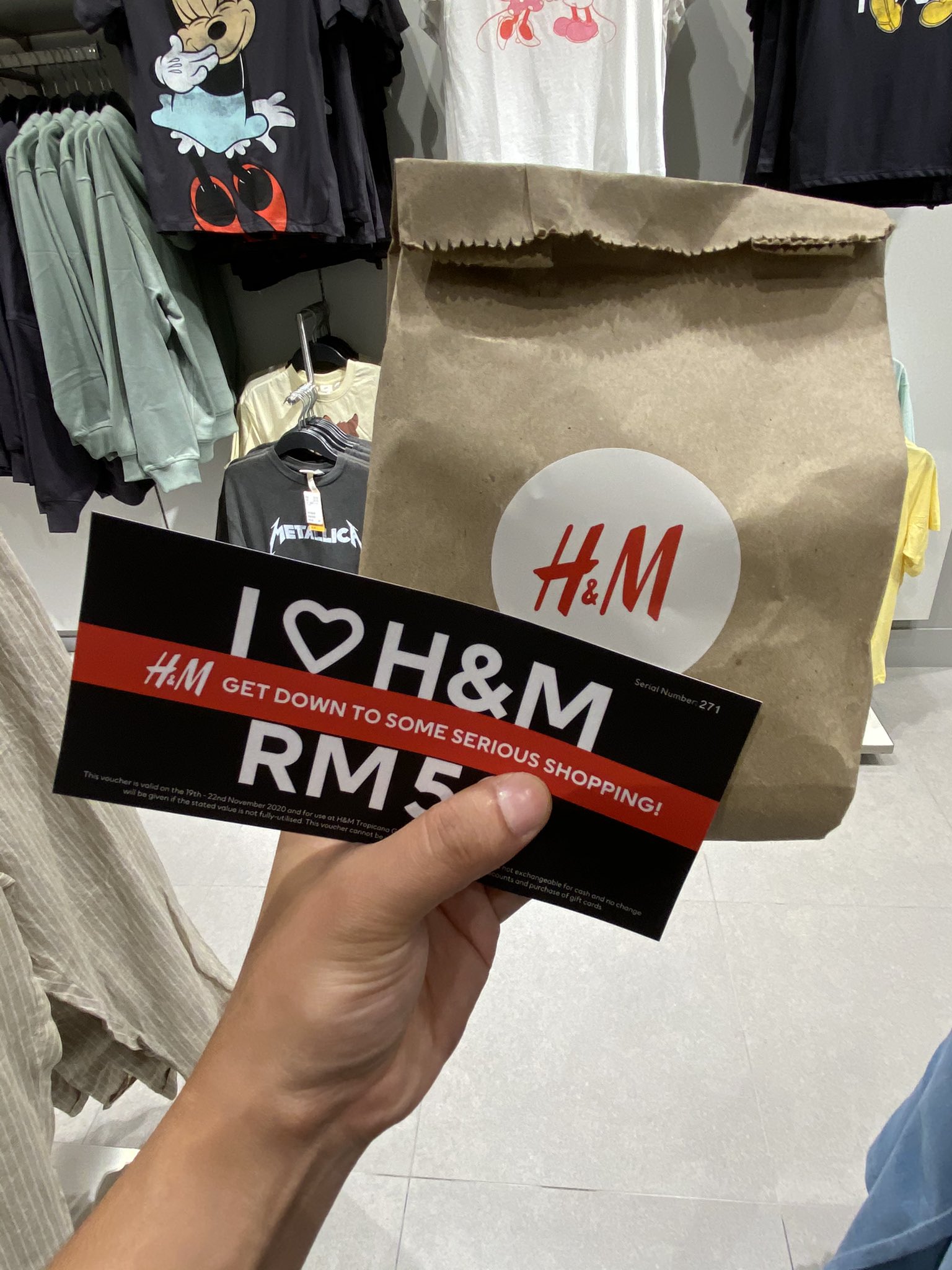 H&m tropicana gardens