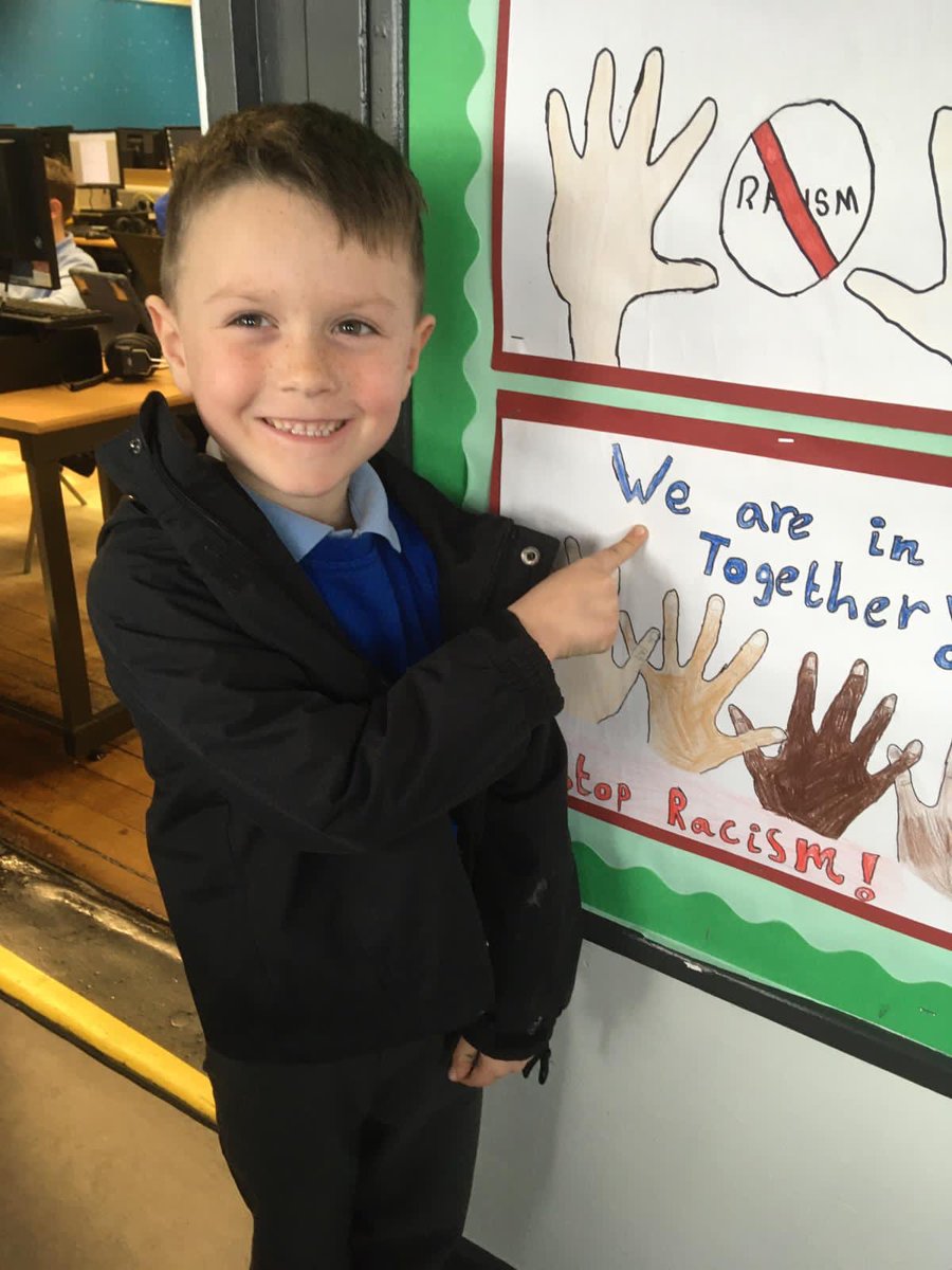 HillingtonPS's tweet photo. Primary 2 have been working hard as Text Detectives to find phonemes in words. Well done everyone! #celebratingsuccess #phonemes #phonics #applyinglearning @litforalllb https://t.co/wNuP8Df8c4