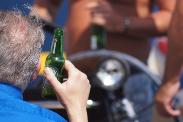 De naleving van de Drank- en Horecawet verbeteren? <a href="/Trimbos/">Trimbos-instituut</a> en <a href="/objectief/">Objectief</a> zoeken 10 gemeenten voor een pilot handhaving #DHW Kijk op de website van het Trimbos-instituut voor informatie en hoe u zich kunt aanmelden: bit.ly/32g8DNO