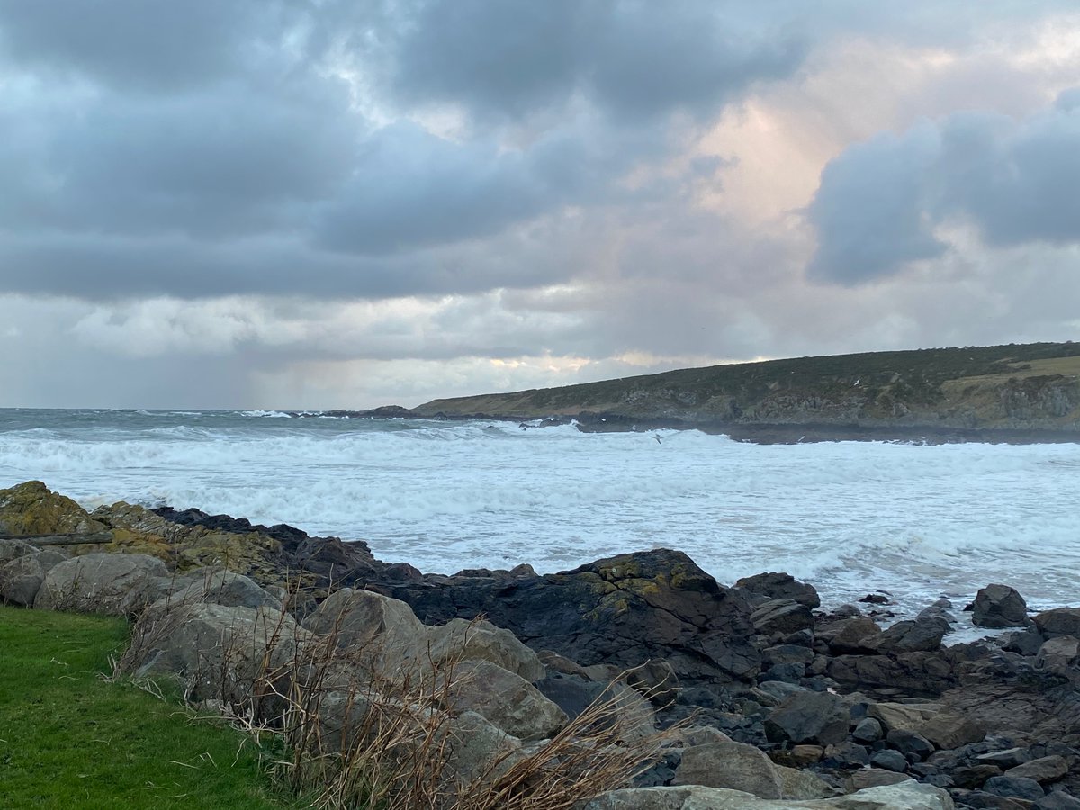 Today’s scene from Links Road, #Portsoy
Right on the shoreline of the famous Moray Firth coast, pitch up at our caravan park and you’ll never tire watching the changing scenes from your tent, caravan, motorhome or camper van. portsoylinks.org #banffshirecoast