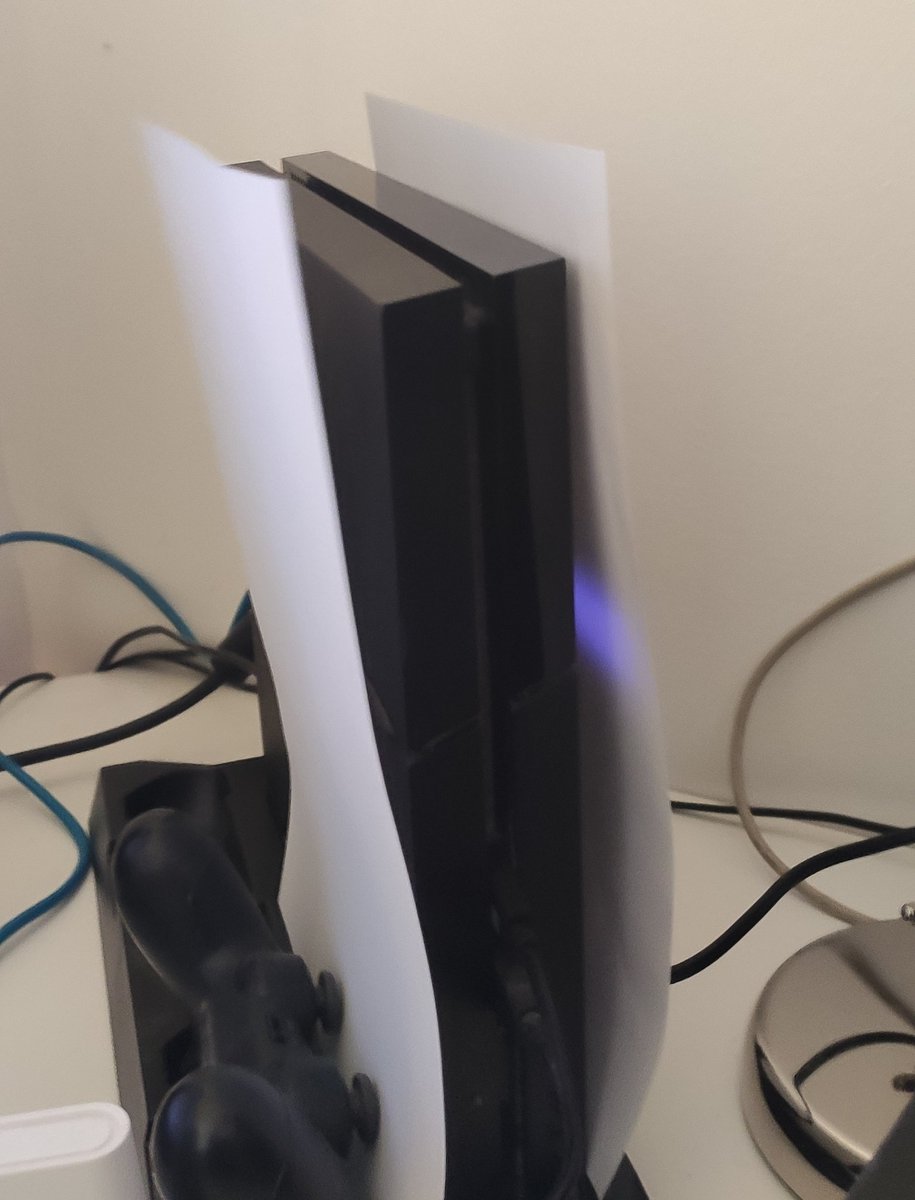 il_Dina_'s tweet photo. È arrivata 😍 https://t.co/g1KpNAhpJS