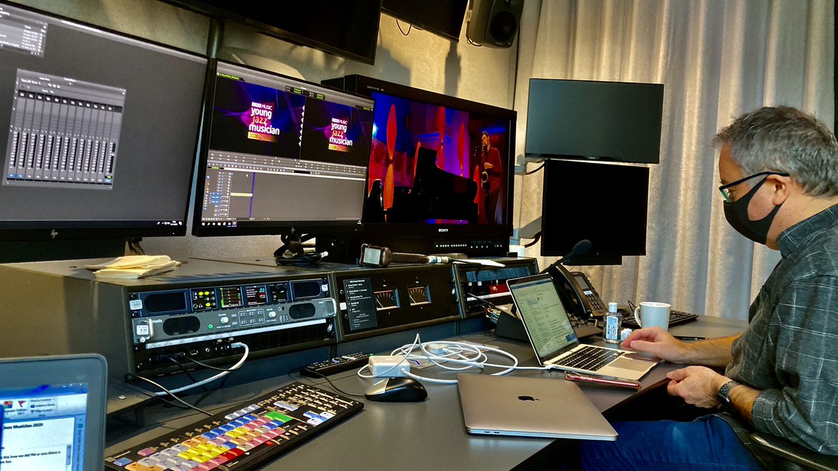 Martyn, our Producer, working on the Jazz Final programme ready for transmission on Sunday 😃