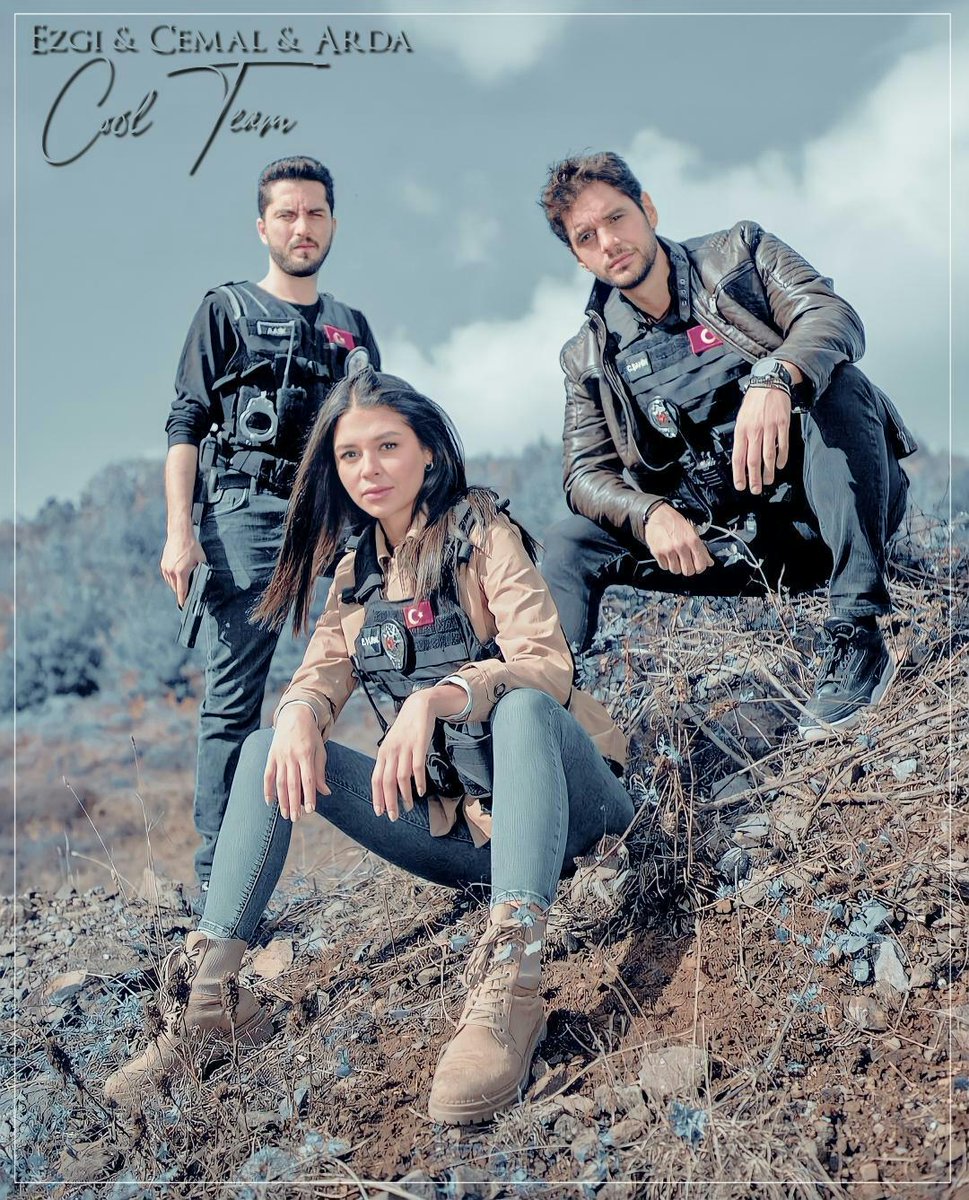 ecemfeyzabolat's tweet photo. Cool Team! 👊🔥
#EzgiVural #CemalŞahin #ArdaAtik #ArkaSokaklar #Tbt https://t.co/nDRy4ofaRo