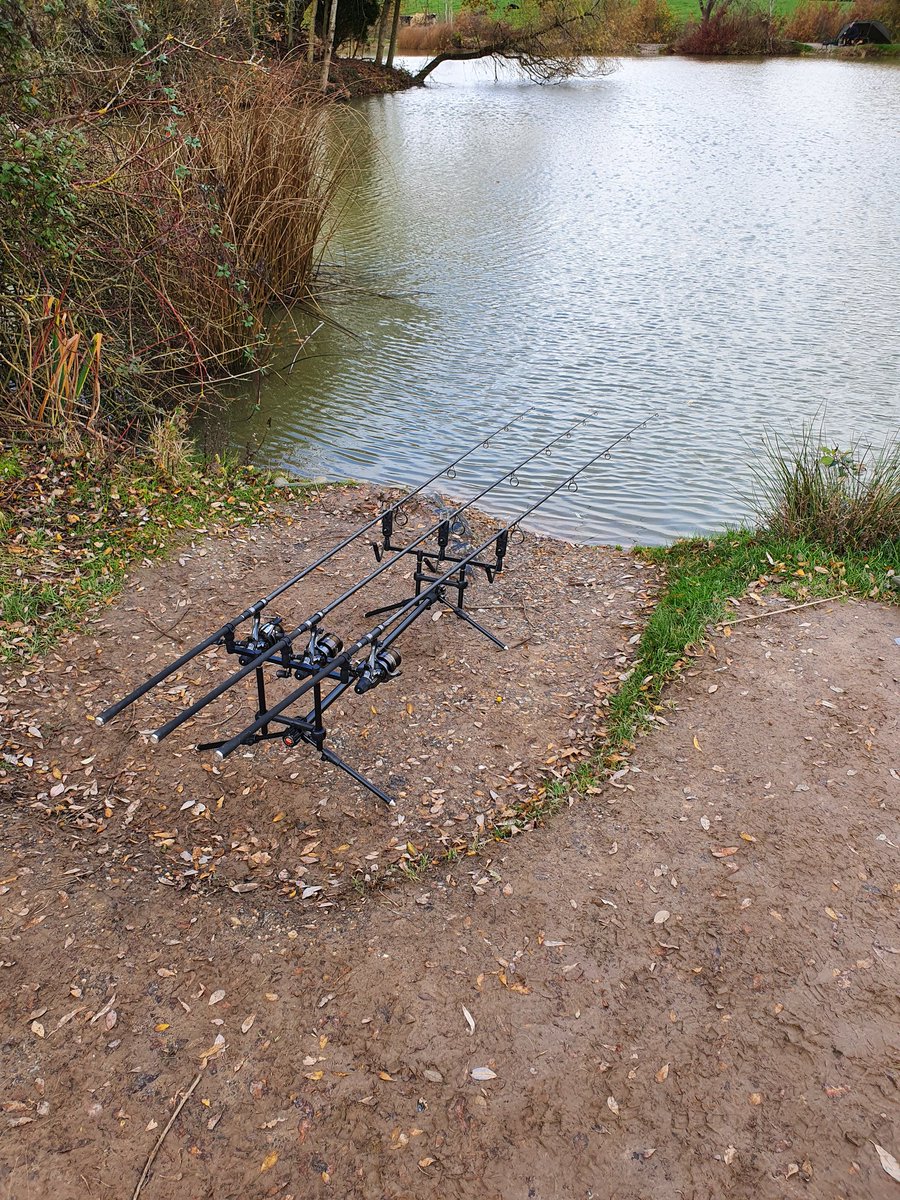 Traps set, two up to the island and one in open water. A covering of cell boilies, fingers crossed. <a href="/anglingdirect/">Angling Direct</a> <a href="/DeanMacey/">🇬🇧Dean Macey🇬🇧</a> <a href="/askpenners/">ADAM PENNING</a> <a href="/AliHamidi/">Ali Hamidi</a>