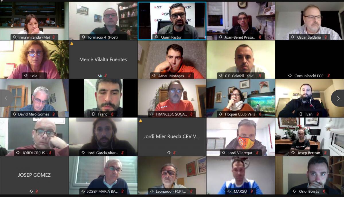 FCPatinatge's tweet photo. [🏑] Èxit d'assistència a la trobada del Comitè Català d'Hoquei Patins amb els coordinadors.

🧑🏽‍💻👩🏼‍💻 Més d'un centenar de clubs van participar-hi.

⏯ El CCHP va informar de les opcions que té sobre la taula per reprendre les competicions.

ℹ️ +INFO➡️ https://t.co/cUrZWkOGRm https://t.co/TsgPwiBWVV
