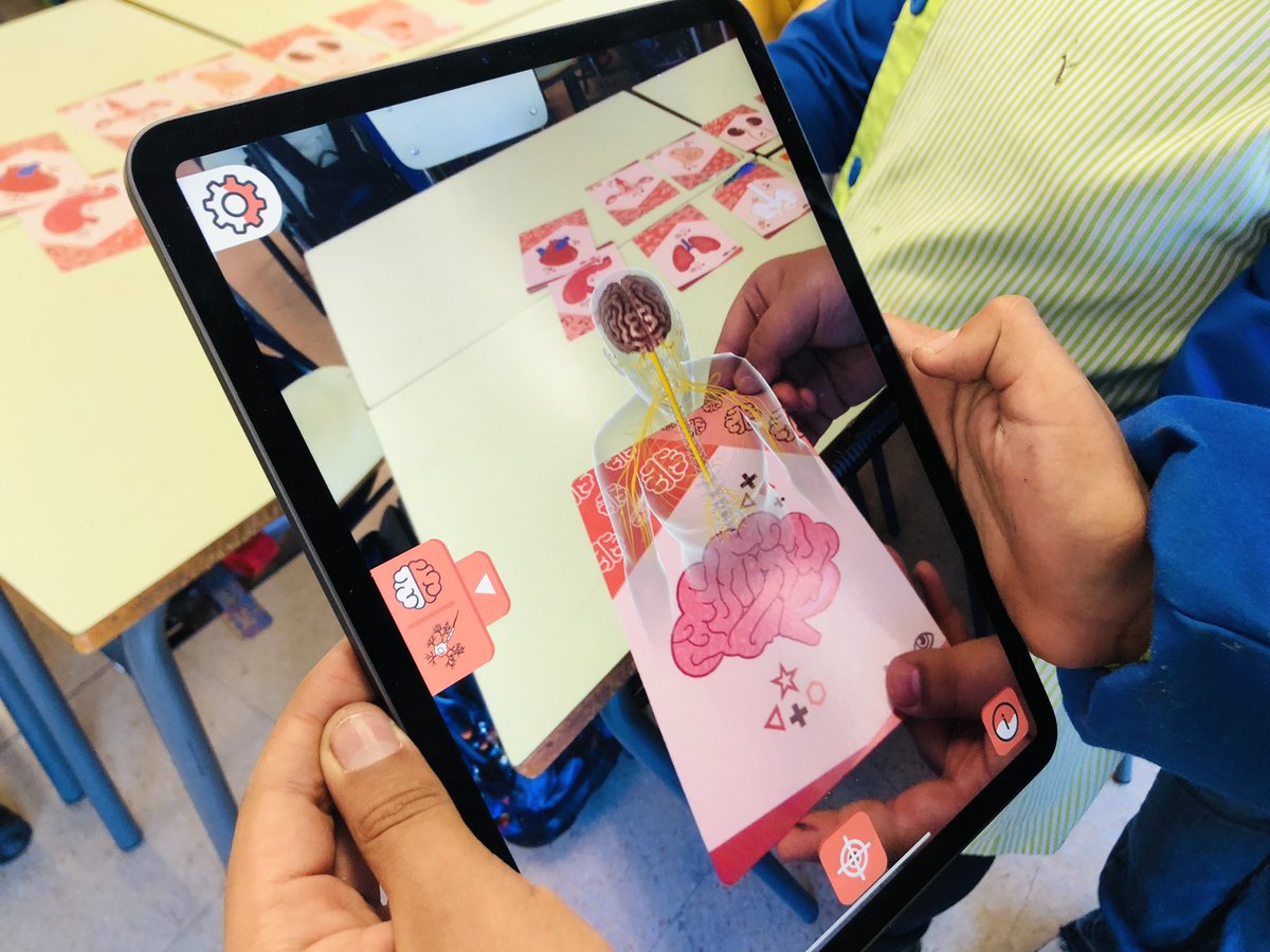FernandoBoillos's tweet photo. Las Body Cards de @bodyplanetAR han sido un descubrimiento 📲 ¡A mis fieras les han encantado! 🔝

@AFASantJosep @serendipium @flipped_primary @FrikazosAula @imgende @AumentaMe @EducaReality @ftsaez @BioLolaC @Manu___Velasco @laurapajuelo3_0 @yosoytuprofe_ @DGamificando @EducWeb https://t.co/UjUatOlL4w