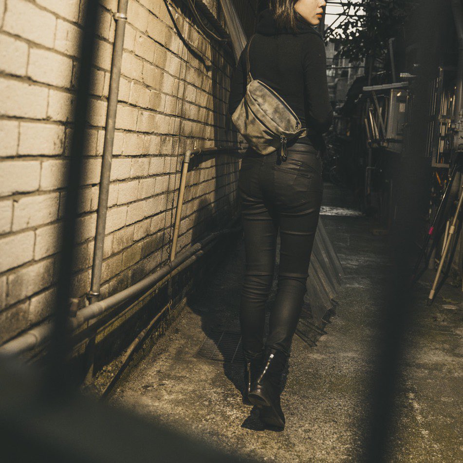 ちょっとした外出や旅行などの幅広いシーンで使える！
WOTANCRAFT ウェストポーチ スリム
#wotancraft
#ウェストポーチ #ウェストバッグ
#スリングバッグ #チェストバッグ
#ショルダーバッグ #ミリタリー 
#手ぶらで #ちょっとした外出 #外出
#waistbag #shoulderbag
#cordura #cordurabrandjp