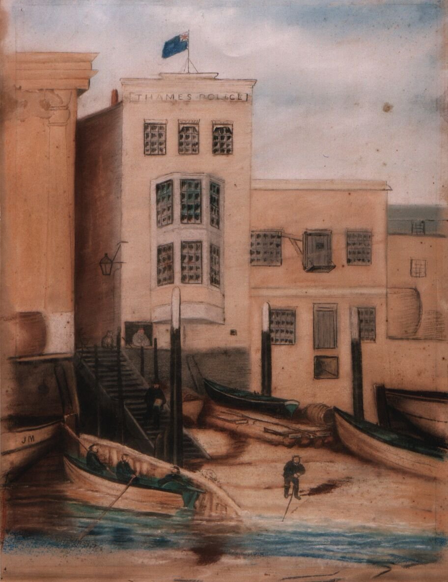 We begin where the area's policing began, just outside H Division's first borders at  @MPSWapping, birthplace of the River Police (now  @MPSonthewater) in 1798. That force also worked ashore investigating the Ratcliff Highway Murders in 1811.  #MuseumBeats (3/n)
