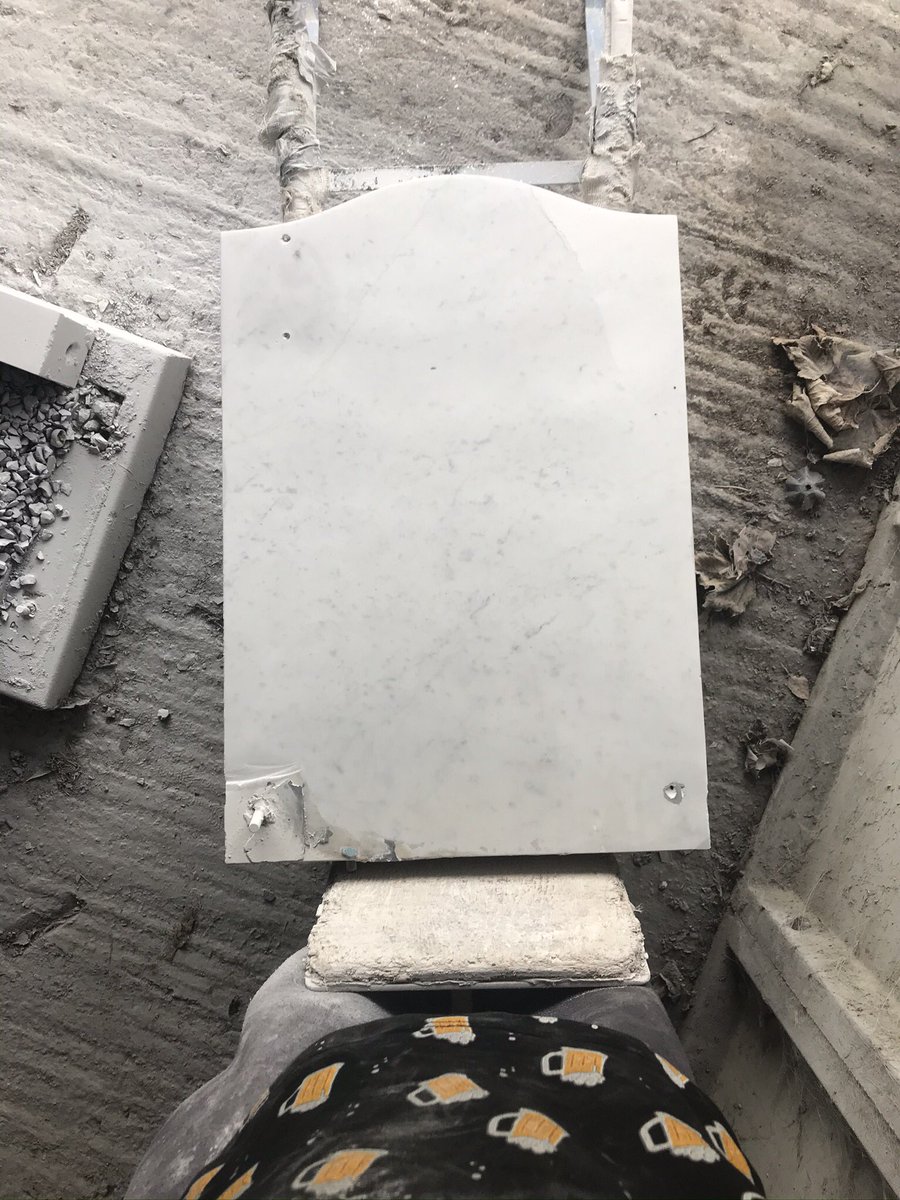 VMonumental's tweet photo. So from this to this in a matter of days...you wouldn’t get that quicker turn around anywhere else. 
Whole new inscription for our clients family headstone. 
All left to do is clean the rest of the memorial and then refix in the cemetery ready for the weekend when our client✅✅ https://t.co/5AF2AbNFKk