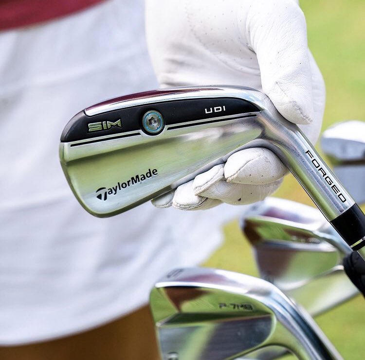 TaylorMadeSA's tweet photo. Golfer: I wish someone would make a Driving Iron forgiving!
TaylorMade Golf: .......
#SIMUDI #SpeedFoam https://t.co/O0hRWYkI2H